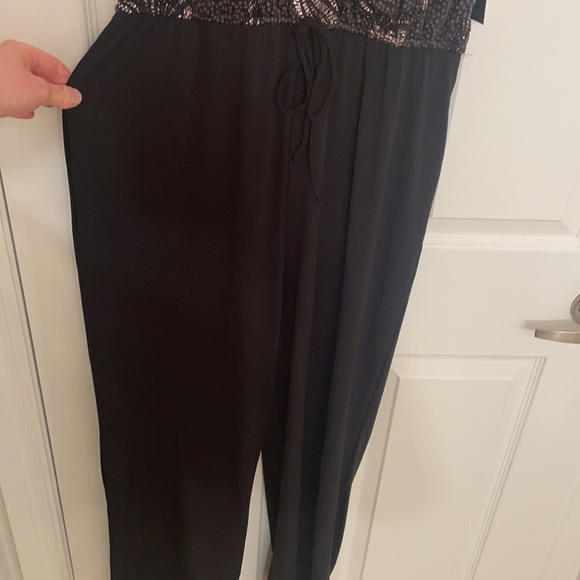 Super cute Jumpsuit - Picture 3 of 7